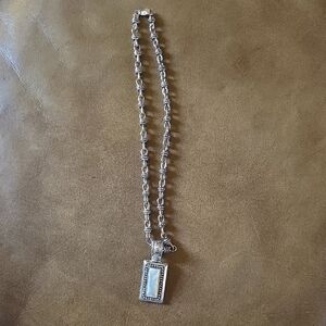 Elegant Silver Necklace with Rectangular Pendant